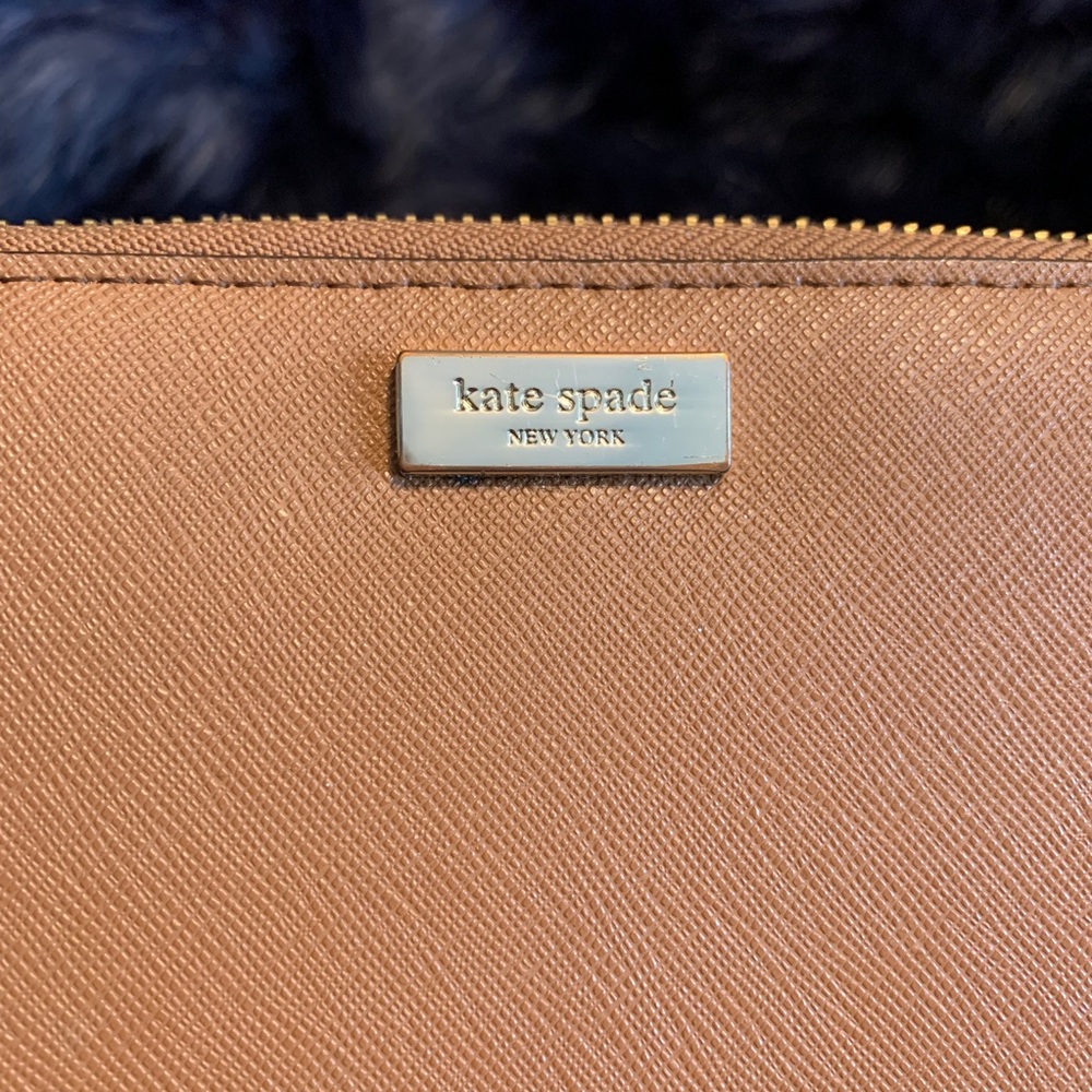Kate Spade Wallet - Picture 4 of 4
